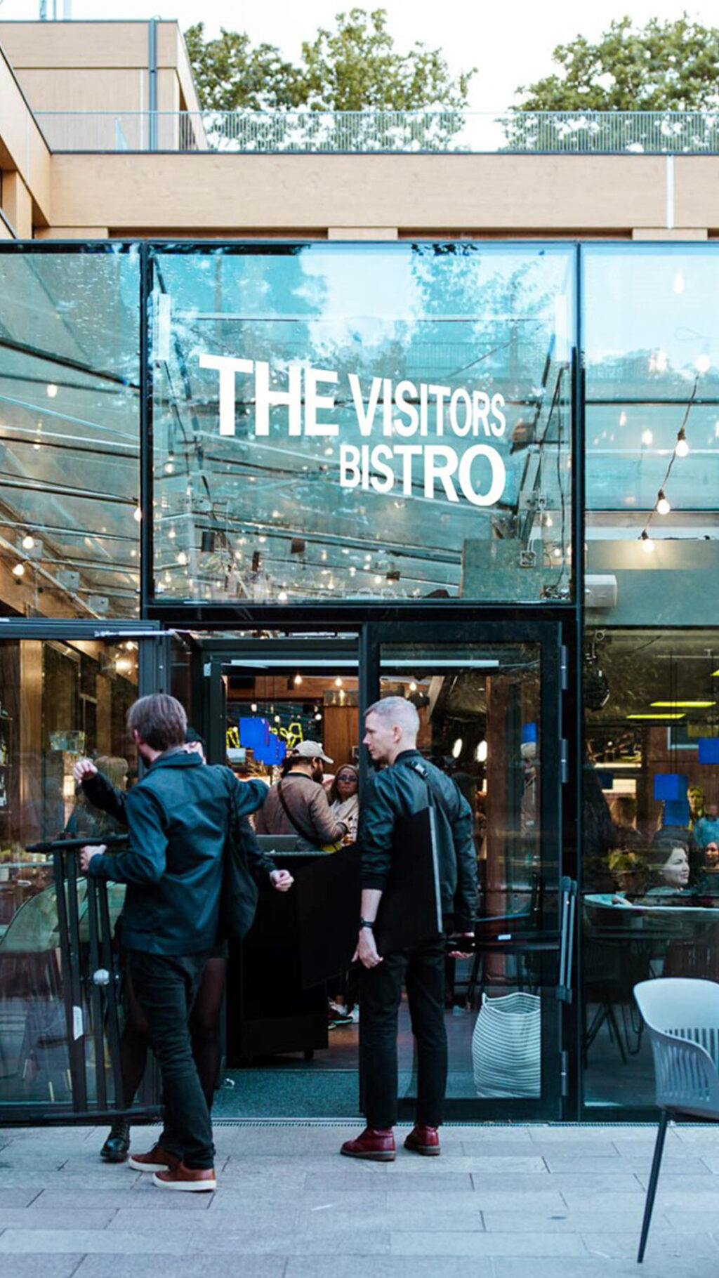 The Visitors Bistro entré från Djurgårdsvägen